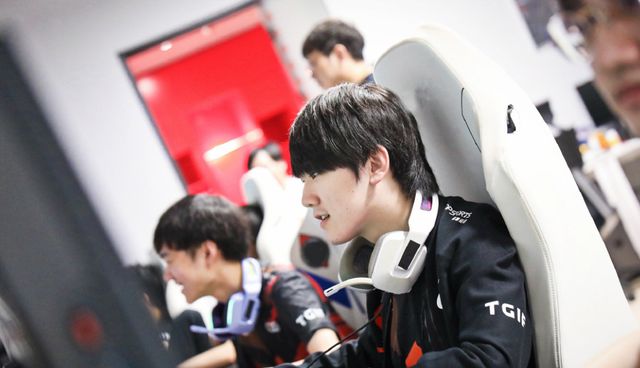 不仅是他本 不仅是他本