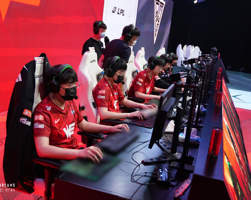 深圳队凭借 深圳队凭借