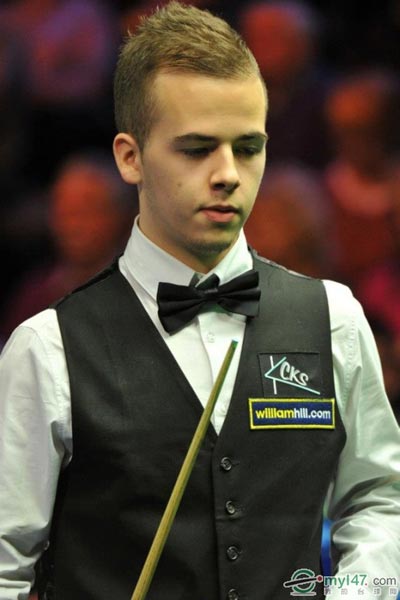 球员转会常 球员转会常