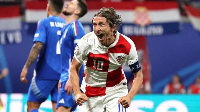 MLB》大谷翔平猛打赏 单场双响炮含生涯首支满贯轰